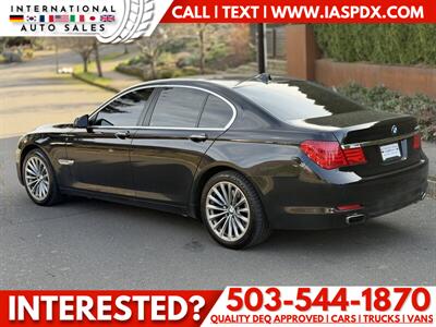 2012 BMW 740i   - Photo 3 - Portland, OR 97216