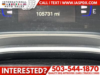 2017 Chrysler 200 Limited   - Photo 13 - Portland, OR 97216