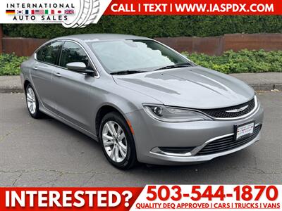 2017 Chrysler 200 Limited   - Photo 7 - Portland, OR 97216