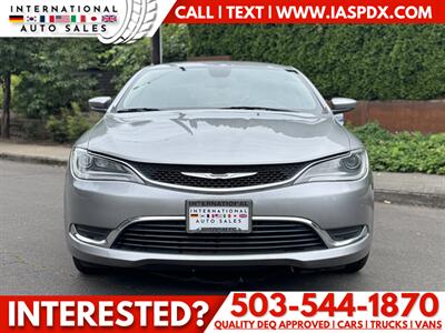 2017 Chrysler 200 Limited   - Photo 8 - Portland, OR 97216