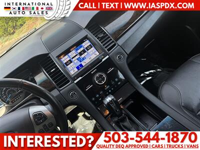 2019 Ford Taurus Limited   - Photo 10 - Portland, OR 97216