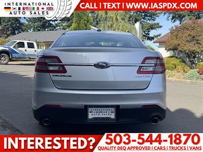 2019 Ford Taurus Limited   - Photo 4 - Portland, OR 97216
