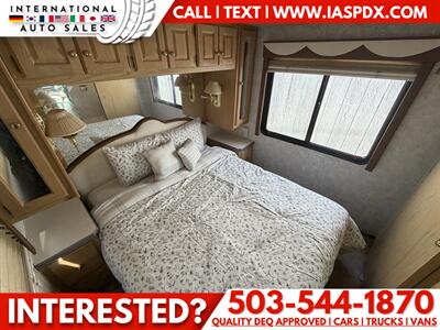 1999 MONACO DIPLOMAT RV   - Photo 12 - Portland, OR 97216