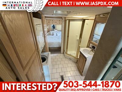 1999 MONACO DIPLOMAT RV   - Photo 10 - Portland, OR 97216