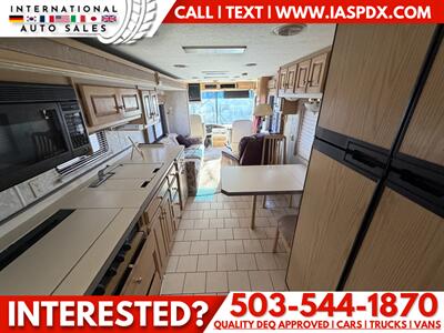 1999 MONACO DIPLOMAT RV   - Photo 14 - Portland, OR 97216