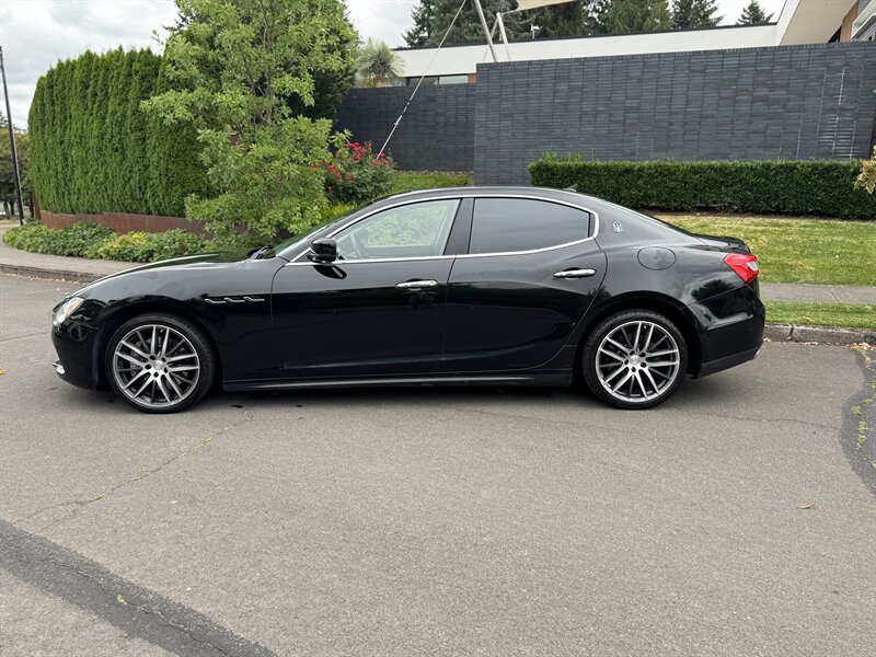 2016 Maserati Ghibli  