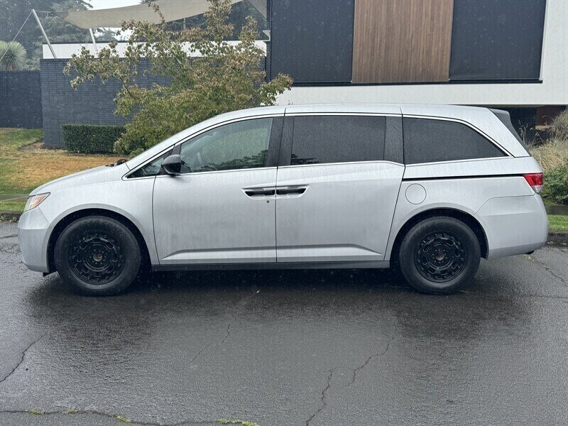 2015 Honda Odyssey LX  