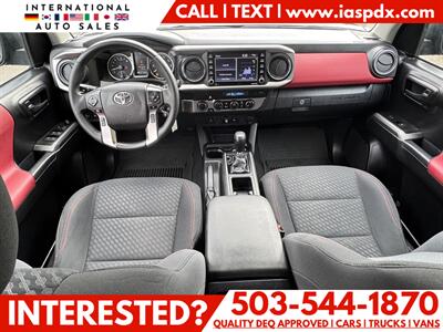 2021 Toyota Tacoma SR5 V6   - Photo 12 - Portland, OR 97216