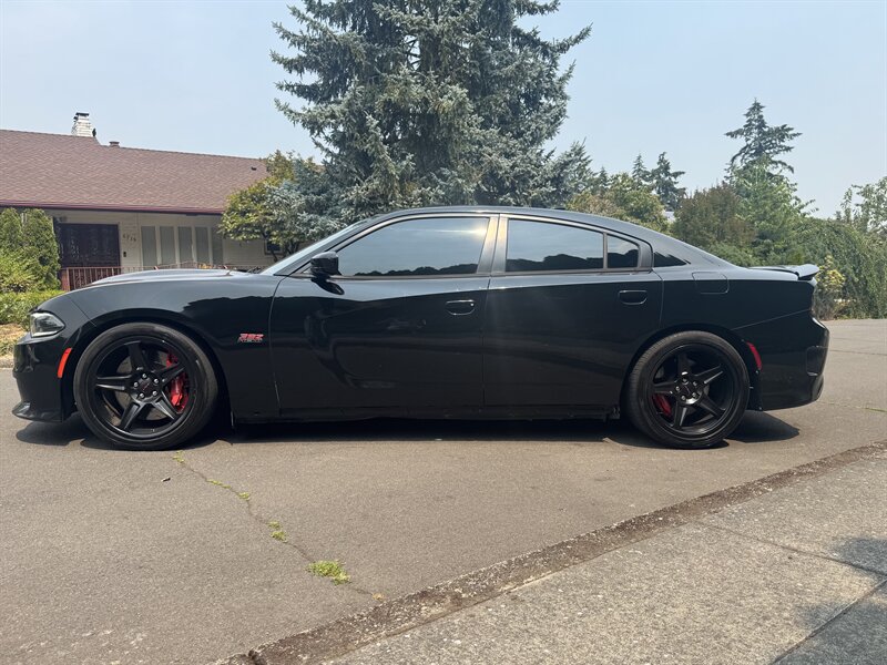 2016 Dodge Charger SRT 392  