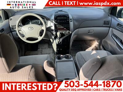 2007 Toyota Sienna CE 7-Passenger   - Photo 11 - Portland, OR 97216