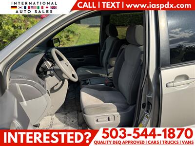2007 Toyota Sienna CE 7-Passenger   - Photo 9 - Portland, OR 97216