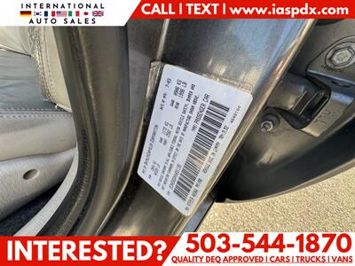 2004 Chrysler 300 Series   - Photo 12 - Portland, OR 97216