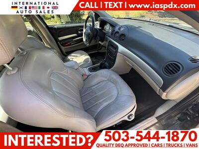 2004 Chrysler 300 Series   - Photo 8 - Portland, OR 97216