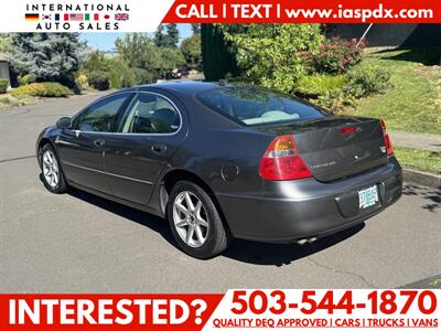 2004 Chrysler 300 Series   - Photo 3 - Portland, OR 97216
