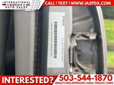 2006 Chevrolet Tahoe LS   - Photo 10 - Portland, OR 97216
