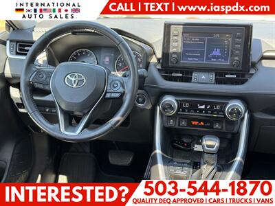 2019 Toyota RAV4 XLE Premium   - Photo 11 - Portland, OR 97216