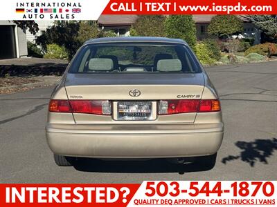 2000 Toyota Camry CE   - Photo 4 - Portland, OR 97216