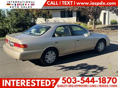 2000 Toyota Camry CE   - Photo 6 - Portland, OR 97216