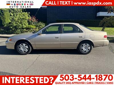 2000 Toyota Camry CE   - Photo 2 - Portland, OR 97216