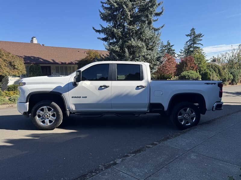2024 Chevrolet Silverado 2500 Custom  