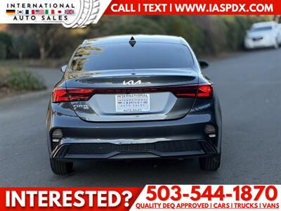 2023 Kia Forte LX   - Photo 4 - Portland, OR 97216