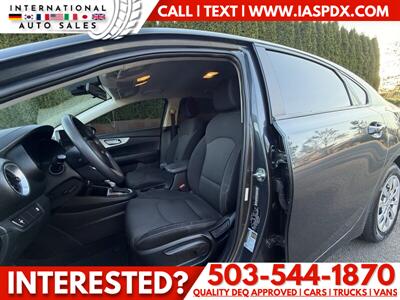 2023 Kia Forte LX   - Photo 8 - Portland, OR 97216