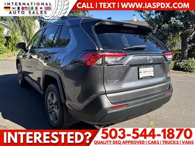 2024 Toyota RAV4 XLE - Photo 3 - Portland, OR 97216