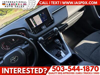 2024 Toyota RAV4 XLE - Photo 10 - Portland, OR 97216