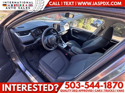 2024 Toyota RAV4 XLE - Photo 9 - Portland, OR 97216