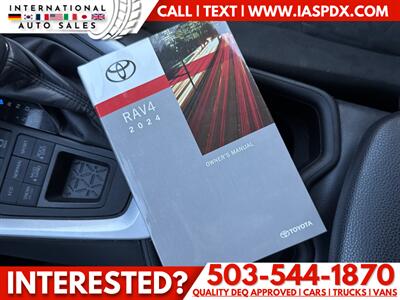2024 Toyota RAV4 XLE - Photo 15 - Portland, OR 97216