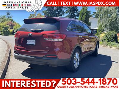 2017 Kia Sorento L   - Photo 5 - Portland, OR 97216