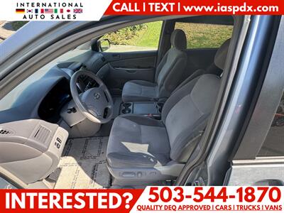 2008 Toyota Sienna LE 7-Passenger   - Photo 9 - Portland, OR 97216