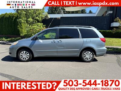 2008 Toyota Sienna LE 7-Passenger   - Photo 2 - Portland, OR 97216