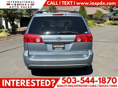2008 Toyota Sienna LE 7-Passenger   - Photo 4 - Portland, OR 97216