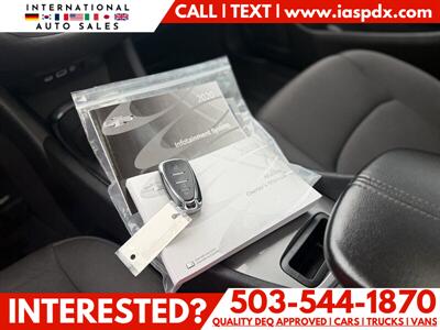 2020 Chevrolet Malibu LT   - Photo 13 - Portland, OR 97216