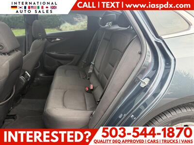 2020 Chevrolet Malibu LT   - Photo 11 - Portland, OR 97216