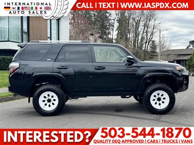 2022 Toyota 4Runner SR5   - Photo 6 - Portland, OR 97216