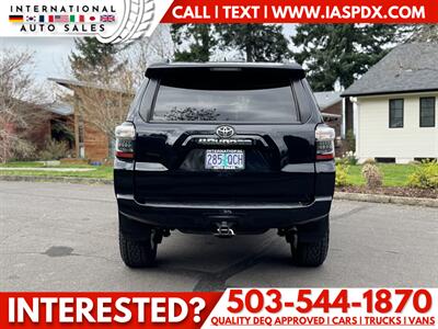 2022 Toyota 4Runner SR5   - Photo 4 - Portland, OR 97216