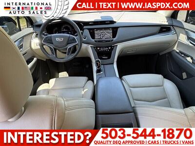 2017 Cadillac XT5 Luxury - 3.6L V6   - Photo 12 - Portland, OR 97216