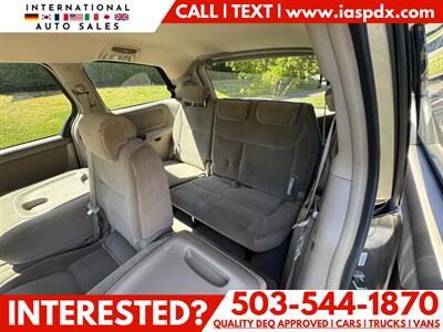 2004 Toyota Sienna CE 7 Passenger   - Photo 12 - Portland, OR 97216