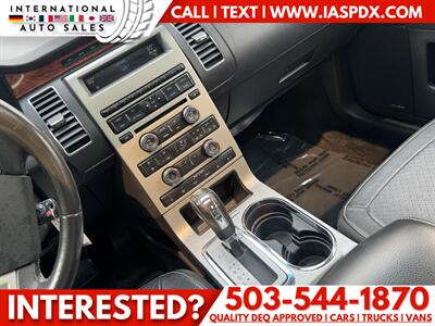2011 Ford Flex Limited - Photo 10 - Portland, OR 97216