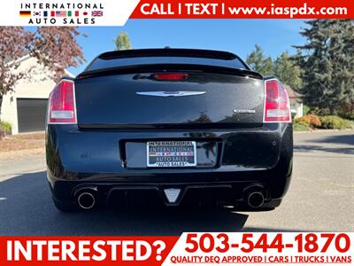 2013 Chrysler 300 Series SRT8   - Photo 5 - Portland, OR 97216