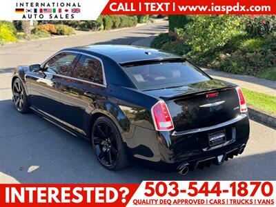 2013 Chrysler 300 Series SRT8   - Photo 4 - Portland, OR 97216