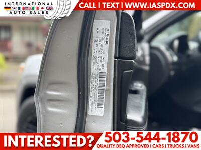 2018 Jeep Grand Cherokee Laredo   - Photo 14 - Portland, OR 97216