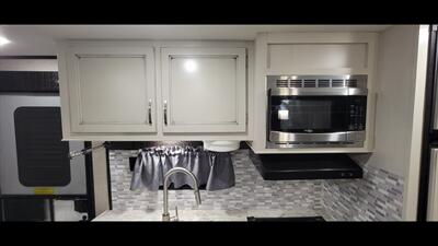 2021 JAYCO JAYFLIGHT 28BHBE   - Photo 16 - Aurora, MO 65605