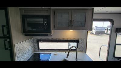 2022 DUTCHMEN COLEMAN 2715RLT   - Photo 22 - Aurora, MO 65605