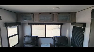 2022 DUTCHMEN COLEMAN 2715RLT   - Photo 14 - Aurora, MO 65605