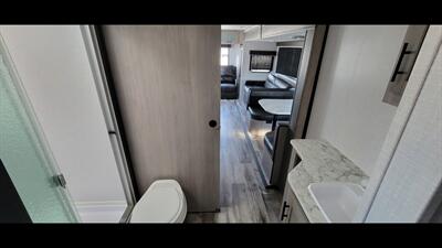 2022 DUTCHMEN COLEMAN 2715RLT   - Photo 33 - Aurora, MO 65605