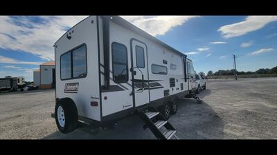 2022 DUTCHMEN COLEMAN 2715RLT   - Photo 8 - Aurora, MO 65605