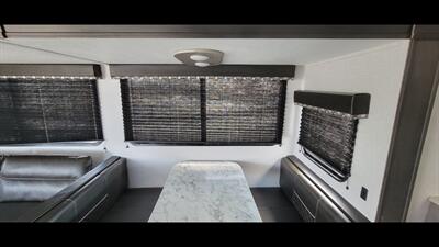 2022 DUTCHMEN COLEMAN 2715RLT   - Photo 19 - Aurora, MO 65605